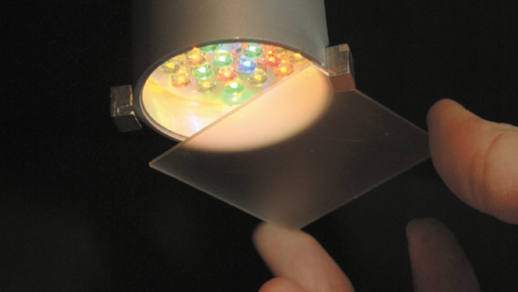 Udvikling af LED (diodelys) DTU Fotonik 336-054